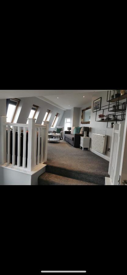 Seaview Terrace Apartment Скерис Екстериор снимка