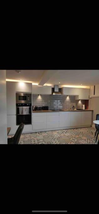 Seaview Terrace Apartment Скерис Екстериор снимка